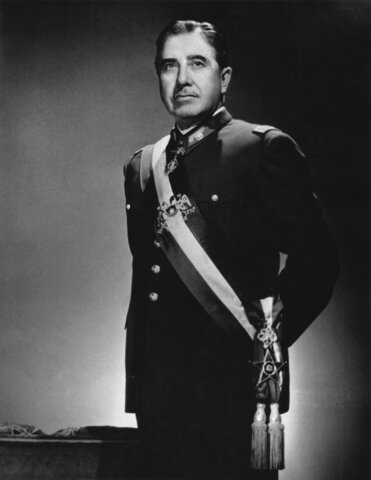 Augusto Pinochet (Chile)