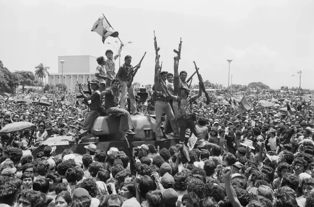 los sandinistas derrocan a Anastasio Somoza