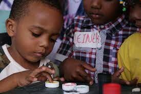 La Convención Internacional sobre los Derechos del Niño y  la adhesión de Colombia a ella