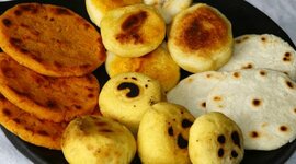 Timeline: LA AREPA DE UN PRODUCTO INDIGENA A  UNA COMIDA GOURMET
