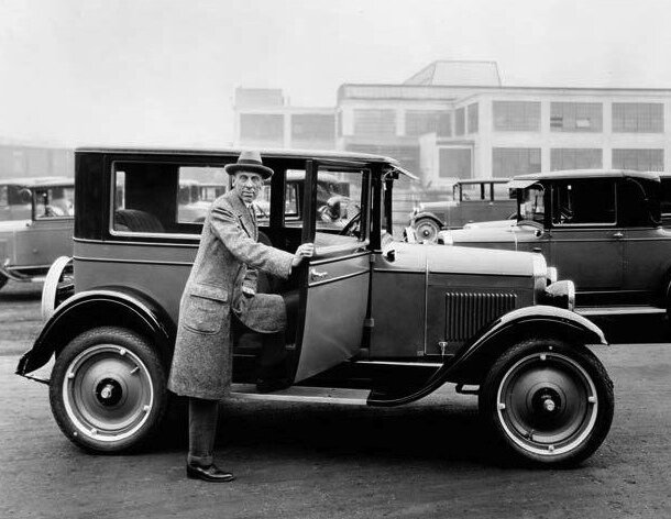 ALFRED SLOAN DE GENERAL MOTORS