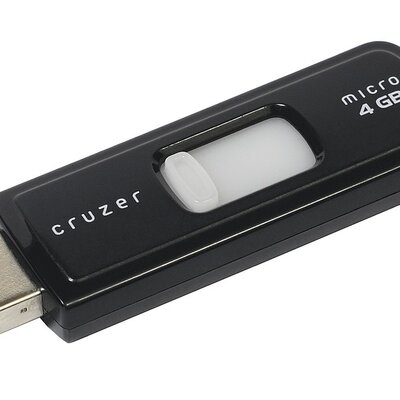 Timeline: Historia y evolución de los dispositivos de almacenamiento.