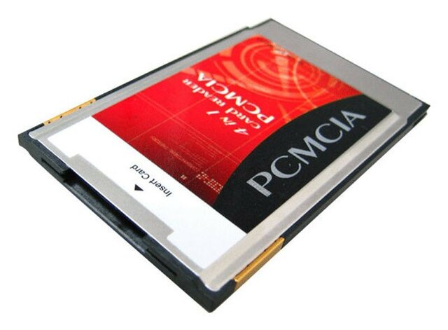 Aparecen los dispositivos de almacenamiento portables personales.