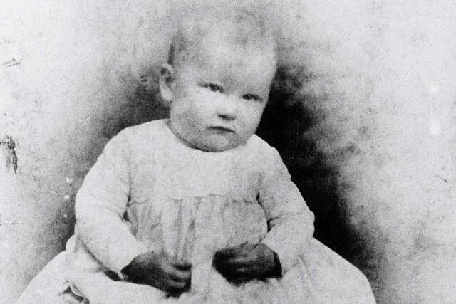 KFC´s founder, Harland David Sanders is born in Henryville, Indiana, U.S.