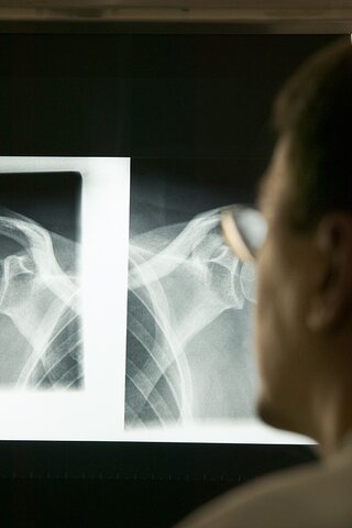 Transistores de película fina