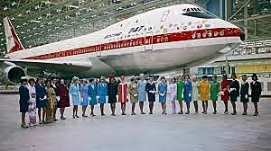 Entry into service of the Boeing 747