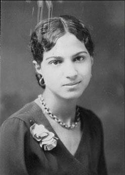 Eliza Atkins Gleason becomes the first African American with a PhD in Library Science