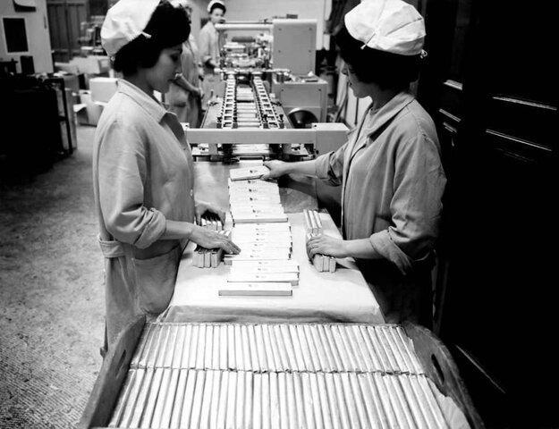 1950-1970 DALLE CAMPAGNE ALLE FABBRICHE