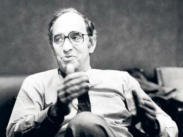 Thomas Kuhn's Theory of Scientific Paradigms