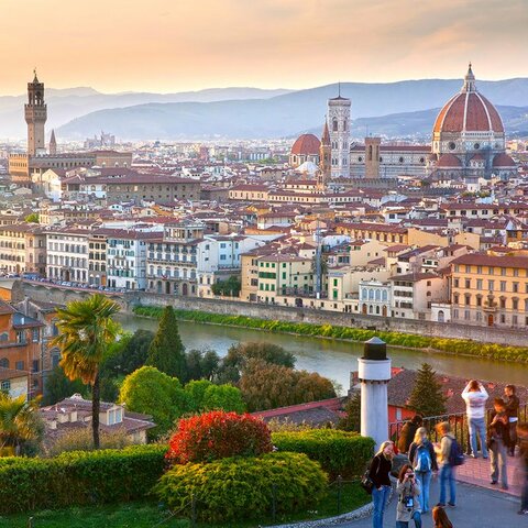 Primeras misiones diplomáticas