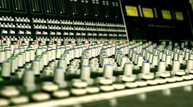 Timeline: Sistemas de Sonido Cinematográfico a lo Largo de su Historia