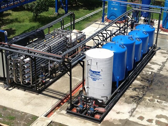 En los años 60 se produce el invento que revolucionará la desalación de agua, la ósmosis inversa.”