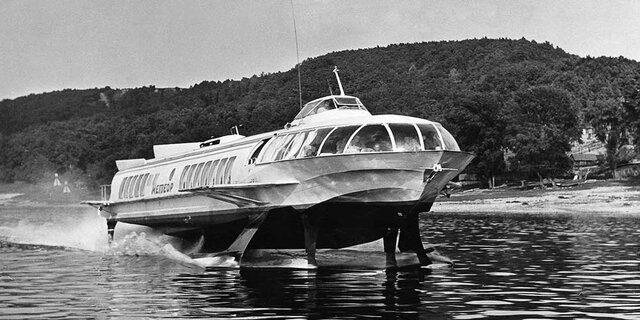 Судно на паровых крыльях