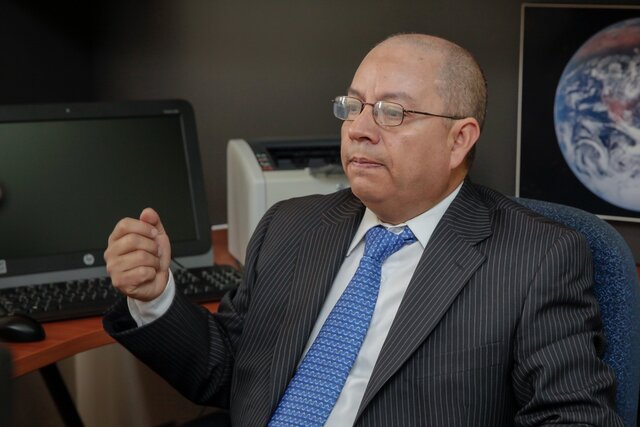 Carlos Constantino Morales Mendez.