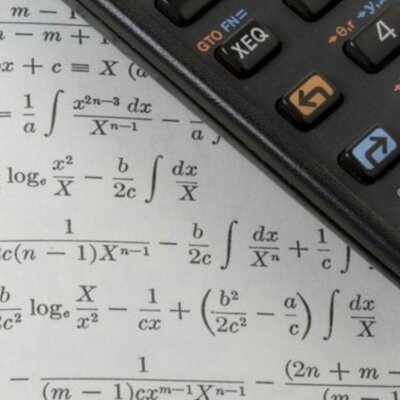 Timeline: Antecedentes y Aplicaciones del Calculo