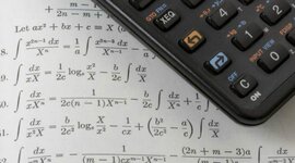 Timeline: Antecedentes y Aplicaciones del Calculo