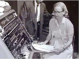 La almirante Grace Hopper