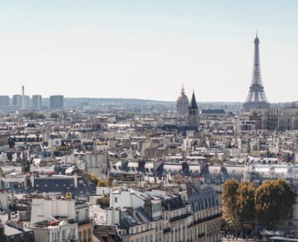Párizs?