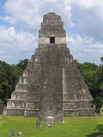 Mayan City: TIkal