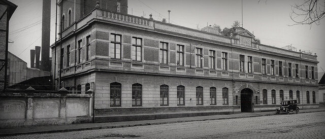 • CENTRAL TÉRMICA A CARBÓN MAPOCHO