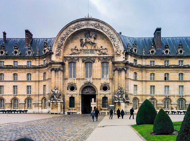 La Escuela Real de Puentes y Calzadas de París