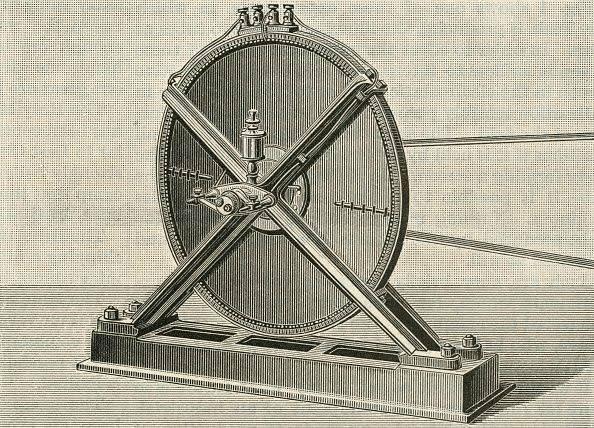NIKOLA TESLA INVENTA EL ALTERNADOR
