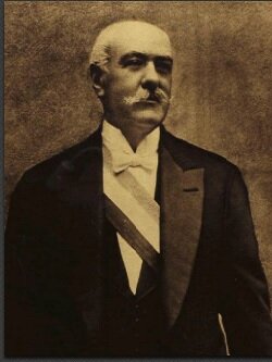 Juan Luis Sanfuentes Andonaegui asume como Presidente de Chile