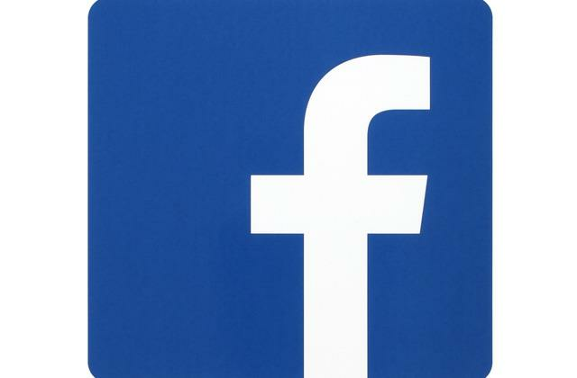 Se lanza Facebook