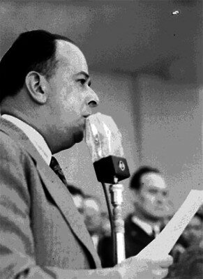 Voto de confianza del secretario de educación, Gonzalo Vázquez Vela.