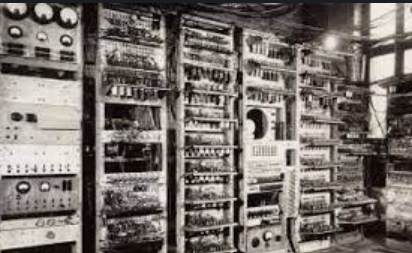 Geoff Toothill, Frederick Williams and Tom Kilburn created a brand new memory!