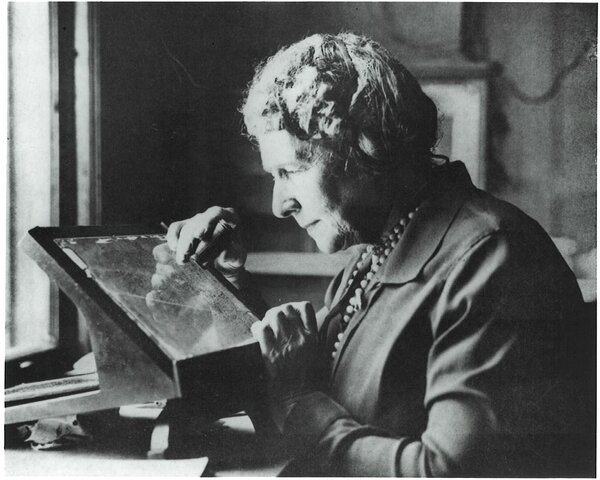 Fallecimiento de Annie Jump Cannon en Cambridge, Massachusetts
