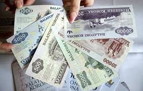 pénz helyettesítők