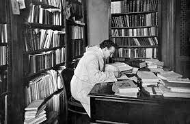 José Ingenieros: Publica el primer libro de "criminología", 1905