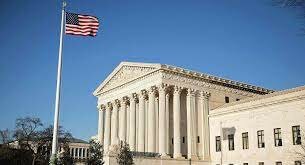 El tribunal supremo de los Estados Unidos  1954