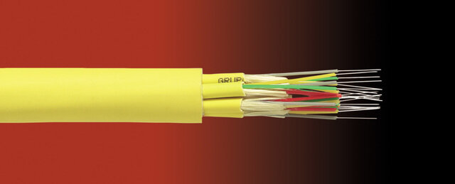 Se crea la fibra Óptica