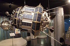 Запущена автоматическая межпланетная станция «Луна-3»