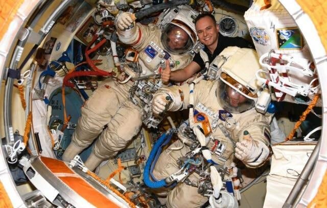 Российские космонавты завершили третий в 2022 году выход в открытый космос