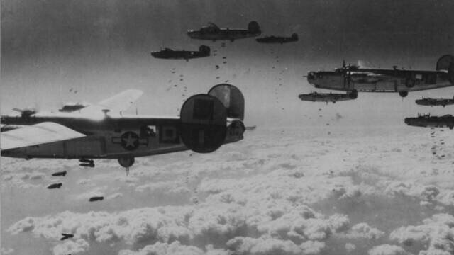 Real Fuerza Aérea británica ataca Alemania