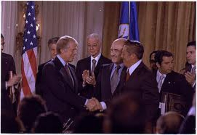 U.S. signs treaty agreeing to return Canal Zone and control to Panama by 1999