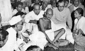 Gandhi organizes the first civil disobedience campaign.