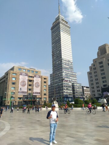 Visité la torre latino