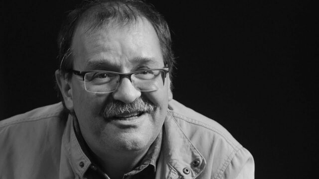 En Colombia el profesor Oscar Saldarriaga