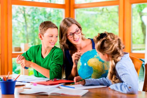 El hogar proporciona la educación