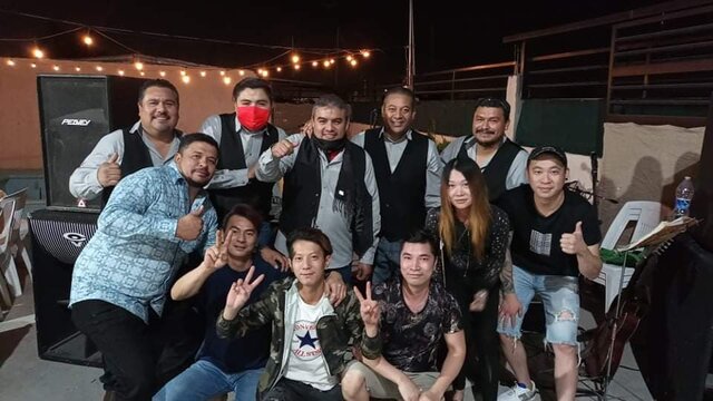 Personas asiáticas.