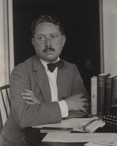 Primer Secretario de IASC.