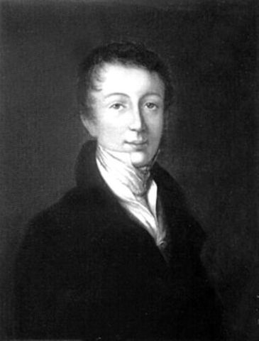 Закончил обучение в университете