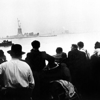 Timeline: LO QUE VERDADERAMENTE TRAJO EL TITANIC A N.Y