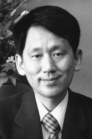 CIENTÍFICO JAPONÉS K. TANAKA