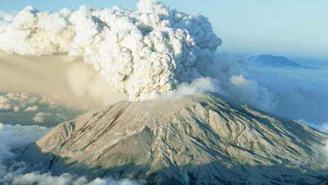 Eruption of Mount St. Helens