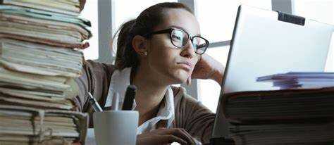 2000 Falta de compromiso en la función de producción agrada neoclásica